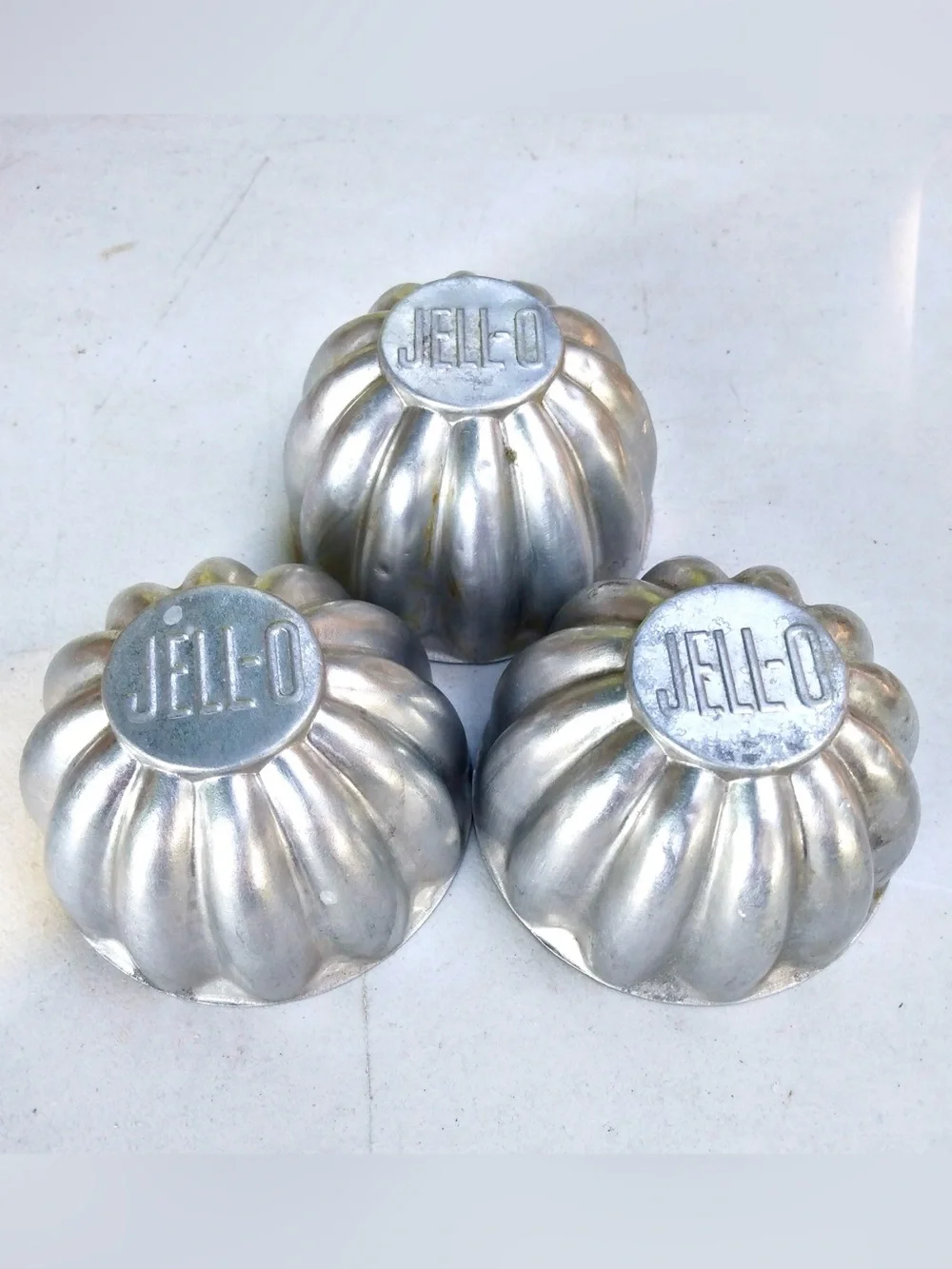 Jell-O Vintage Aluminum Fluted Jelly Molds - Set of 3 - Bundt Cake Style